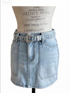 Bluenotes Light Blue Denim Mini Skirt with Belt Size 26/27